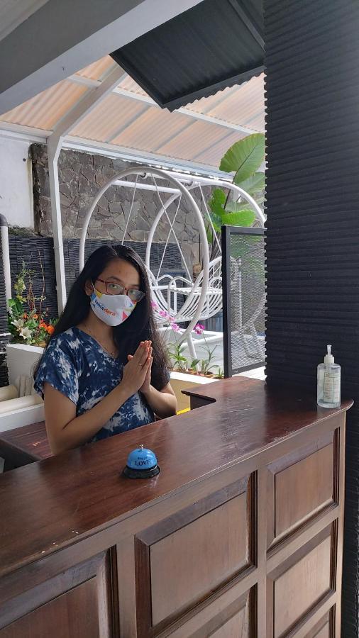 Tamadara Guesthouse Jogja Maguwo Ngoại thất bức ảnh